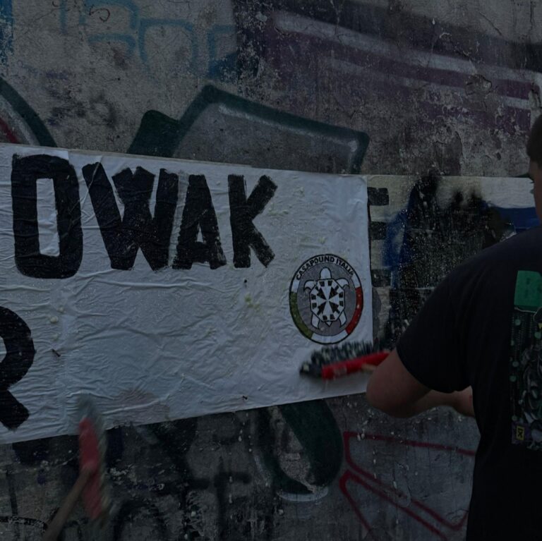 A Napoli striscioni per Howak
